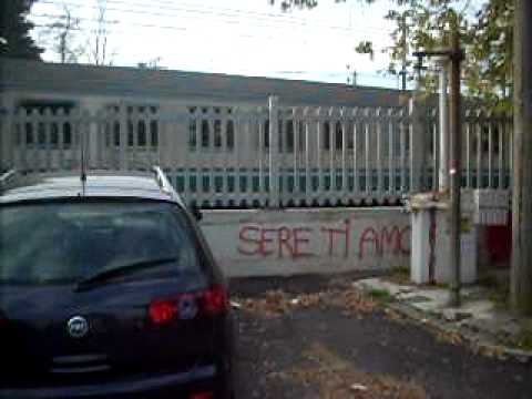 IC 679 al vecchio PL di via Roma a Locate.