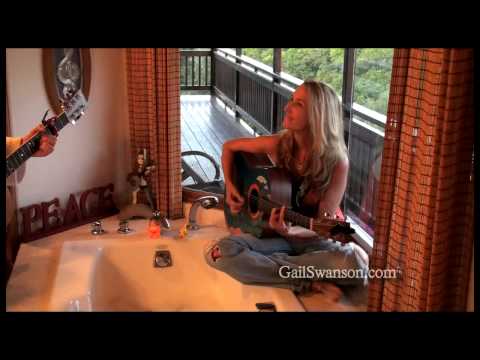 Gail Swanson's HD Do Do Music Video From Maui for Ellen Degeneres Bathroom Concert Series