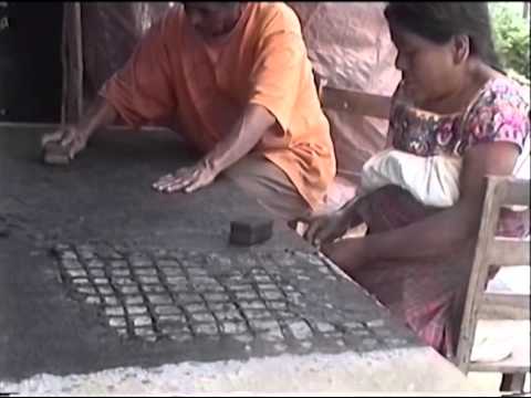Amate papermaking with the Otomi Indians (2001)  Run time:  4:18 minutes