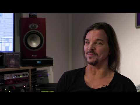 Raskasta Joulua: Erkka Korhonen kertoo Viides Adventti -levystä