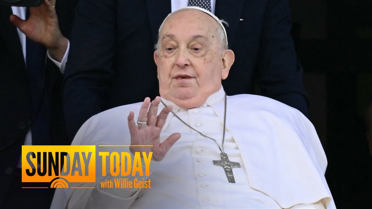 Pope Francis makes first public appearance before hospital release