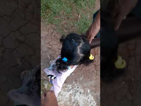 Adiba minta beli ice cream