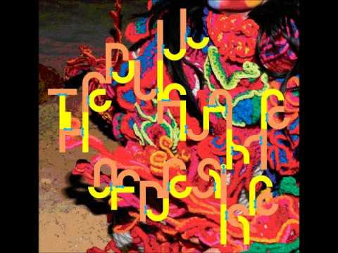 Videoclip de Dull Flame Of Desire (Radio Edit) — Björk