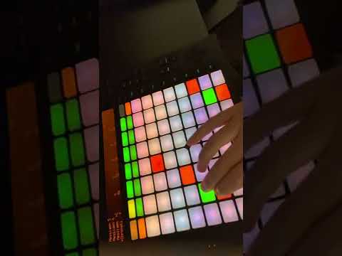 DrivenByMoss Staggered Scale Layout Demo