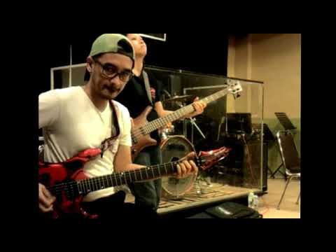 Rehearsal & sound check for soundrenaline 2016 Bali with Base jam reunion