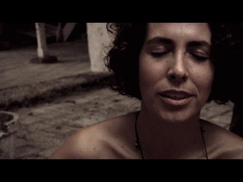 LULACRUZA feat. Ane Swing- UNA SOLA (ESPERANDO EL TSUNAMI VISUAL ALBUM)