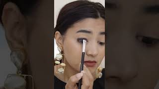 Download lagu Smokey eyes in detail ✨ #Shorts #Smokeyeyes mp3