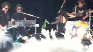 Little Birdy - Bodies (LIVE @ Big Day Out Perth 07)