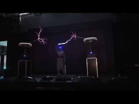 Обзор смартфона Infinix NOTE 40: плоскость пассажира / Смартфоны