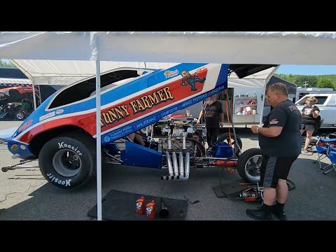Funny Farmer Nostalgia Funny Car Pit Warmup - May 28, 2023 - Lebanon Valley NHRA Dragway