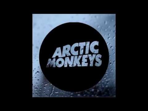 Arctic Monkeys - I Wanna Be Yours [+Rain]