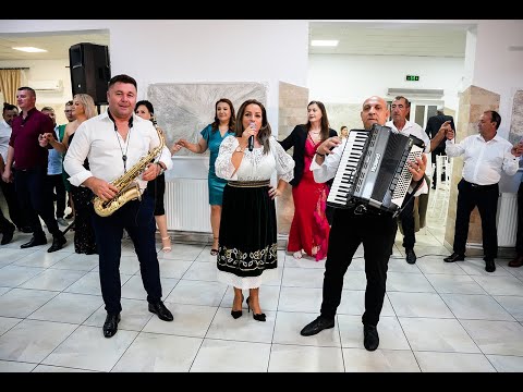 Madalina Alexe si Formatia Daniel Ristea-Nunta Andreea si Andrei