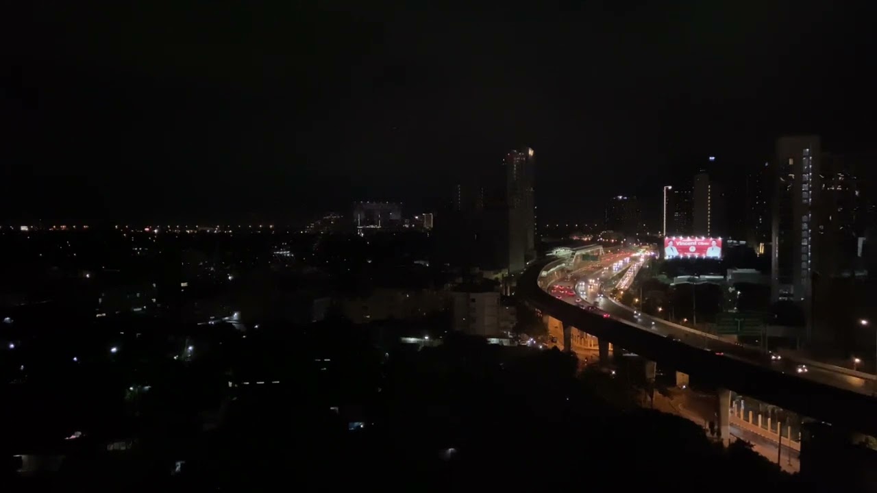 My Room is Gorgeous, Even My Fingers Love it...