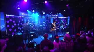 MGMT - The Handshake (Live on Jimmy Kimmel 2010)