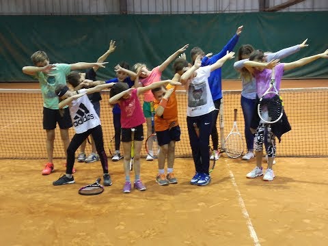 LE TOURNOI GÉANT - LES PROS DU TENNIS