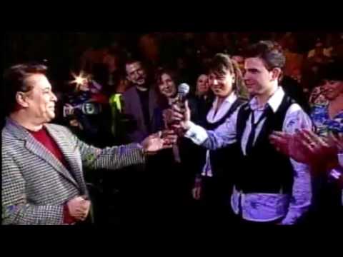 Juan Gabriel presenta a Santaella en la Arena Monterrey (México 2007)