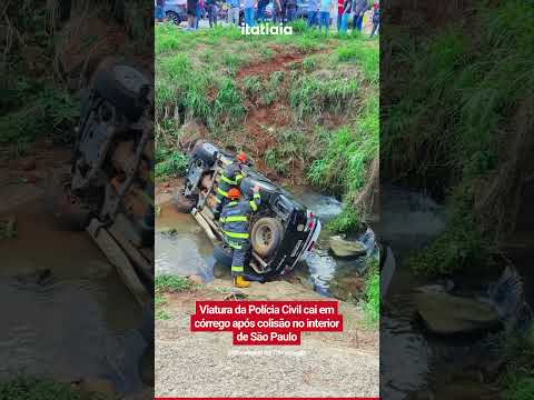 VIATURA DA POLÍCIA CIVIL CAI EM CÓRREGO APÓS ACIDENTE NO INTERIOR DE SÃO PAULO