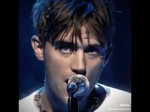 damon albarn 😍 #blur #gorillaz #damonalbarn