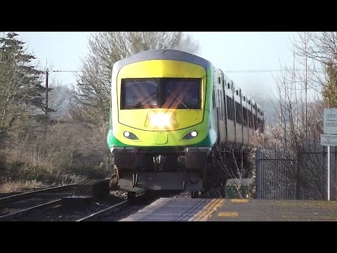 Mk4 Intercity train + 201 Class Loco - Monasterevin Station, Kildare