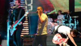 Who Knows Who - Muse And The Streets