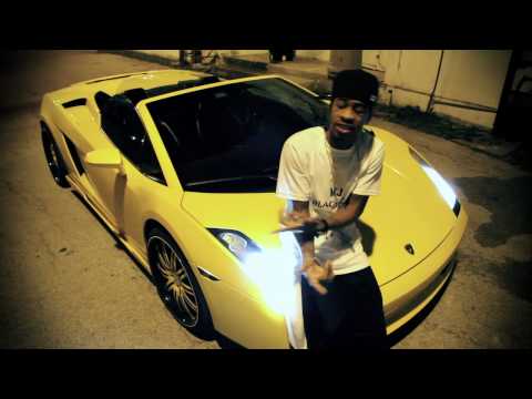 YOUNG FI - MAKING MOVES (MUSIC VIDEO)