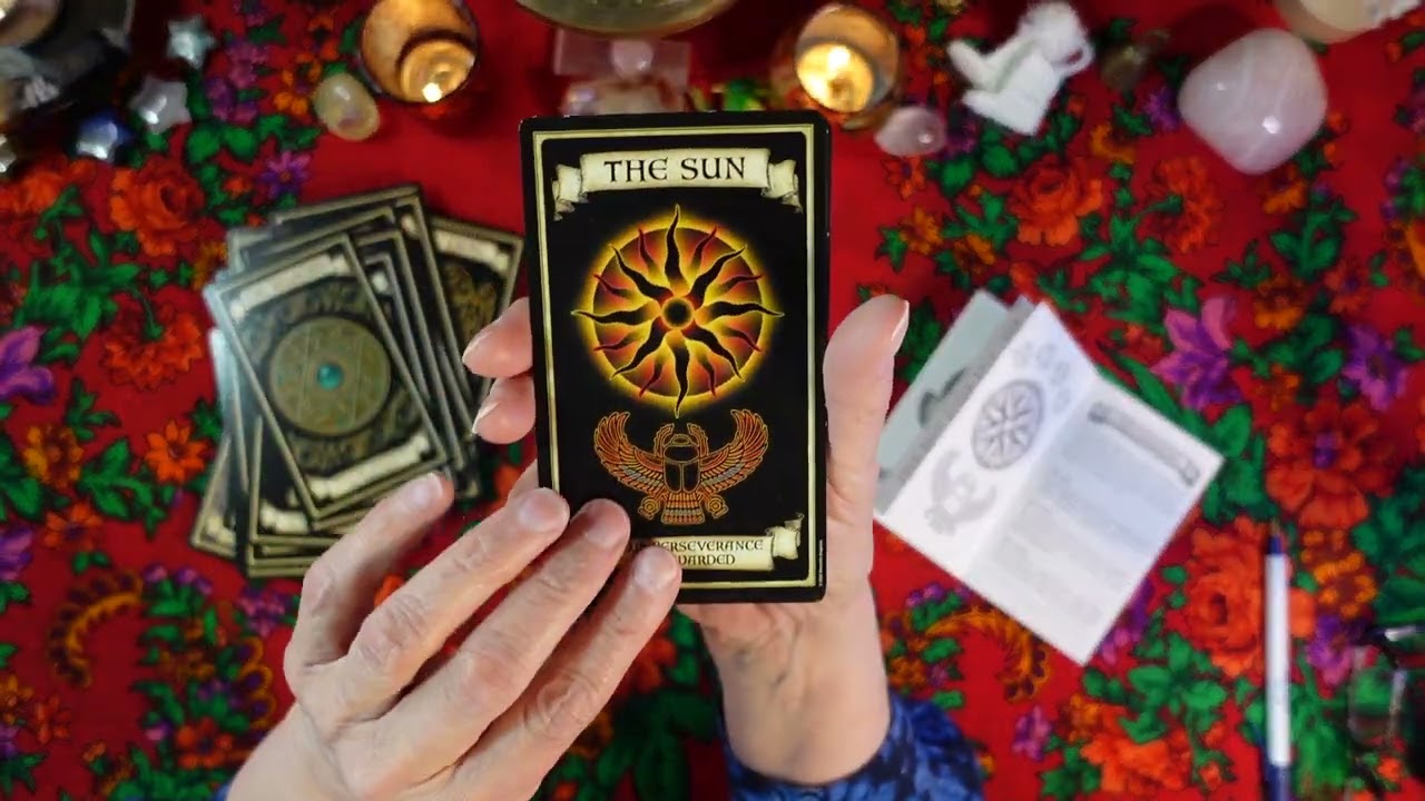 MADAME ENDORA'S FORTUNE CARDS - Deck Review - A FAST AND EASY WAY TO DISCOVER WHAT THE FUTURE HOLDS!