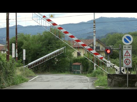 Calolziocorte (I) Passaggio a Livello // Level crossing //