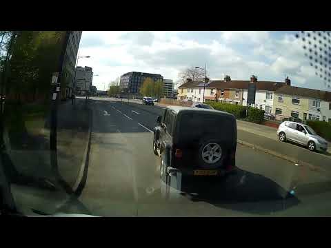 y901 kjh cuts me up. mgif. swindon bad driving