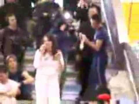 Roby canta Back to black alla mondadori