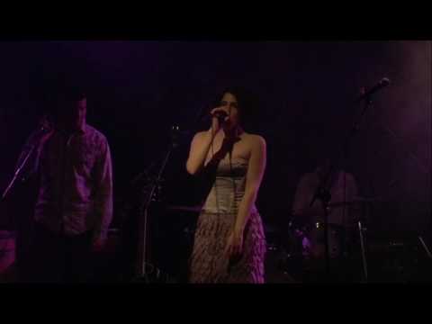 מיקה שדה / מי אני בהופעה Mika Sade / Mi Ani Live