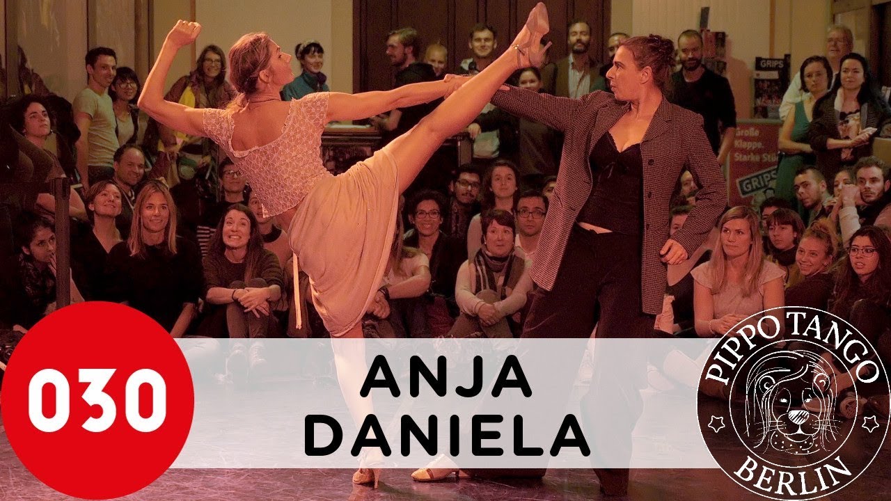 Anja Kursawe and Daniela Feilcke-Wolff – Se dice de mí