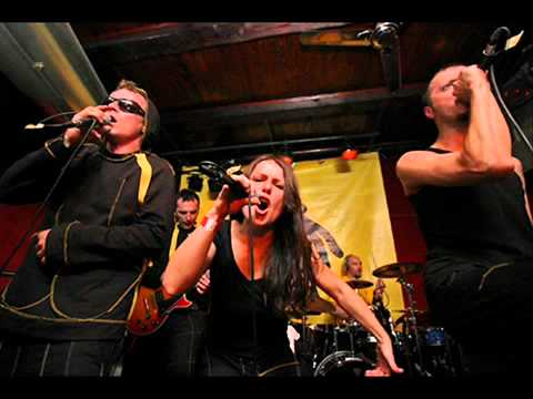 download lagu mp3 mp4 Dubioza Kolektiv Oni Dolaze, download lagu Dubioza Kolektiv Oni Dolaze gratis, unduh video klip Dubioza Kolektiv Oni Dolaze