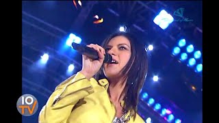 Laura Pausini - Come se non fosse stato mai amore - Live  Festivalbar 2005 Torino (Full HD)