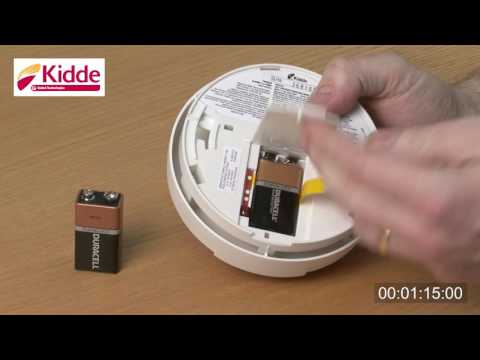 How to replace your smoke alarm batteries
