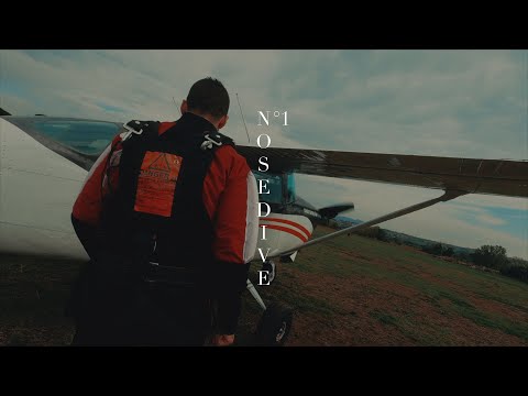 Nosedive n°1 // My first experience in parachute. 4200 Meters.