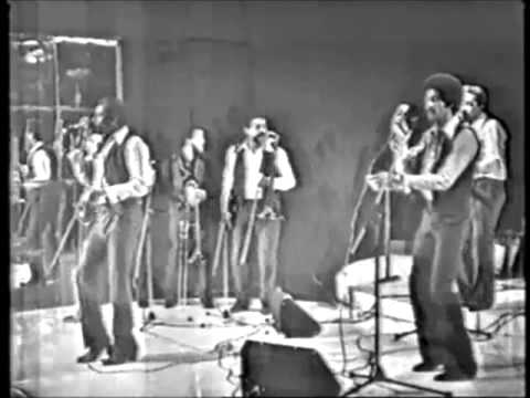 JUAN FORMELL y Los  Van Van de Cuba  - Será Que Se Acabo-Año  1984