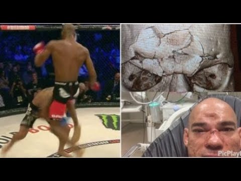 MICHAEL VENOM PAGE KO CYBORG SANTOS WITH A NASTY FLYING KNEE #SHORTS #BELLATOR #UFC #MVP