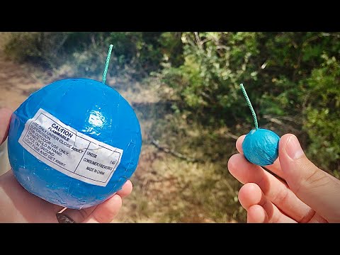 GIANT SMOKE BOMBS ARE EPIC!