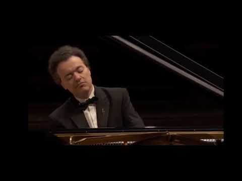 Evgeny Kissin plays "Three Preludes" by George Gershwin