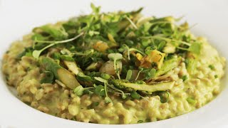 Green Farro Risotto (with Frozen Peas)