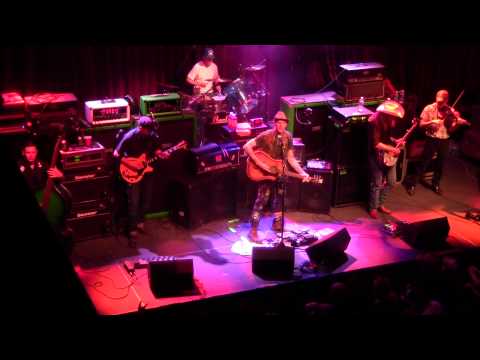 HANK 3  "D Ray White"   Straight To Hell - 2006   (Disc 1)