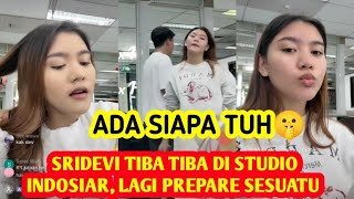 Download lagu WHO'S THAT IN THE INDOSIAR STUDIO - Sridevi Prepares For Something🤫 mp3 Download lagu WHO'S THAT IN THE INDOSIAR STUDIO - Sridevi Prepares For Something🤫 mp3