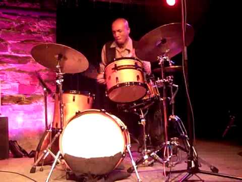 Luis Perdomo Trio. "United" Wayne Shorter (Part 2). Live at the Discover Jazz Festival 2009.