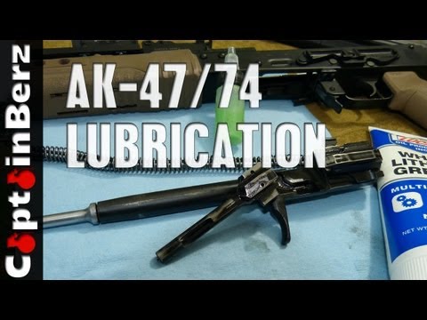 AK-47/74 Schmierung und Feldstreifen