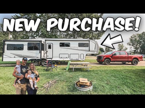 WE BOUGHT A 5TH WHEEL CAMPER! [ALLIANCE AVENUE 37MBR!]