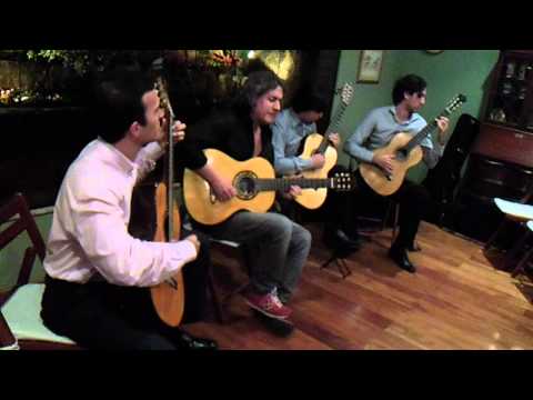 Guitarra replicada de Mangore - Rolando Chaparro y Mbaraka Trio - Danza paraguaya