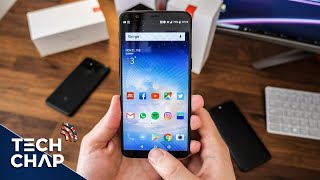 Video thumbnail for OnePlus 5T Review - Phone of the Year! | The Tech Chap by The Tech Chap