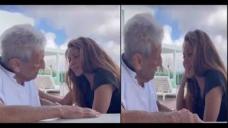 Shakira le canta a su padre al oído al cumplir 91 años de edad