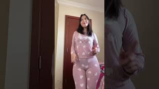 Download lagu Goyang Hot#bigo #goyang #mamamuda #viralvideo #fyp #semok mp3