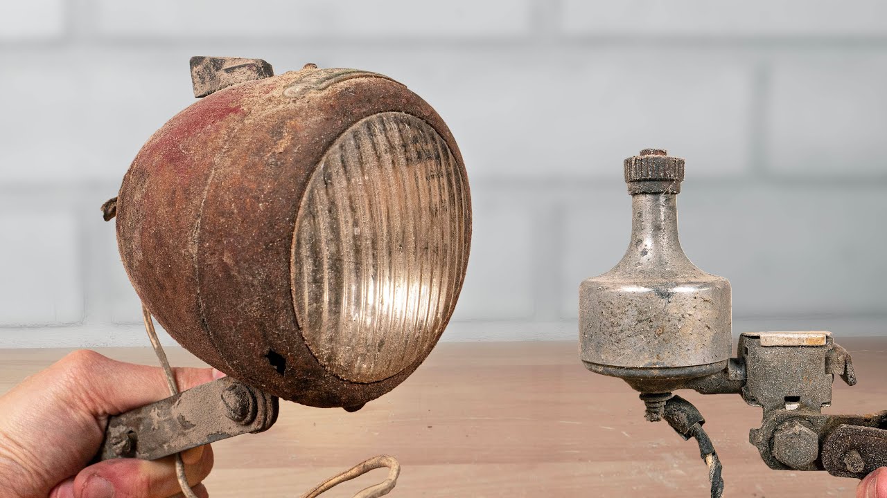 Rusty 1940's Bicycle Dynamo Lamp Restoration